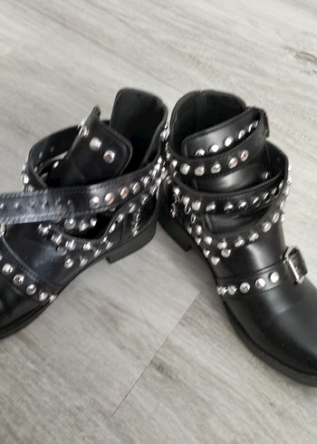 Siyah Deri Tokalı Rock Punk Botlar - Görsel 3