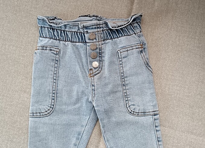 Kız bebek kot pantolon 