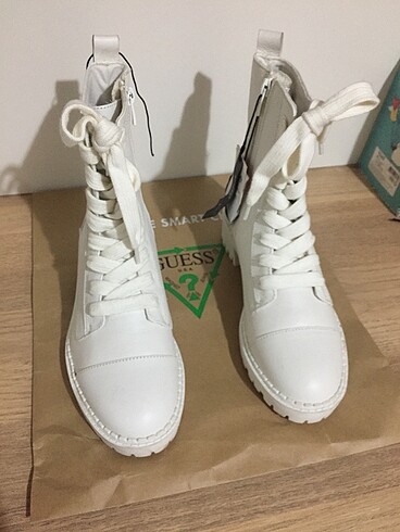 Bershka Bershka deri beyaz bot
