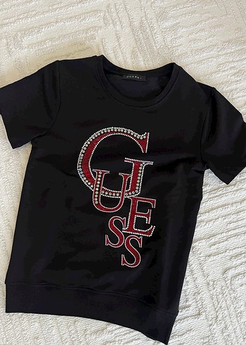 Guess Tisort