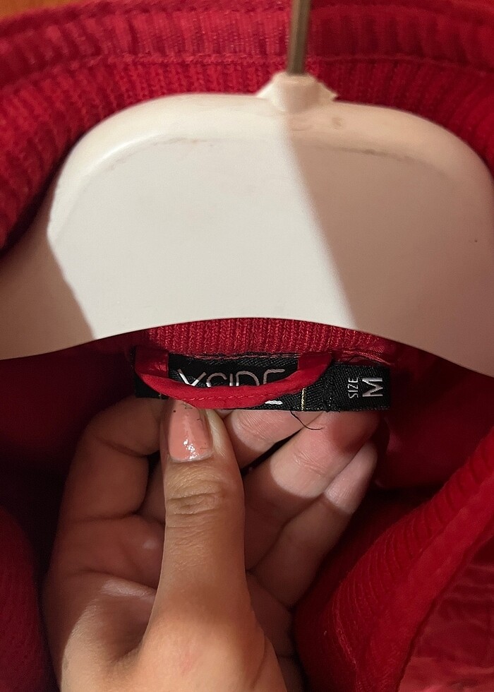 Kırmızı Yelek - Görsel 4