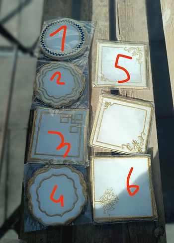 Nakışlı Altın Renkli Sofra Peçeteleri - Görsel 2