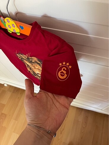 4 Yaş Beden Galatasaray Store Orjinal Tişört