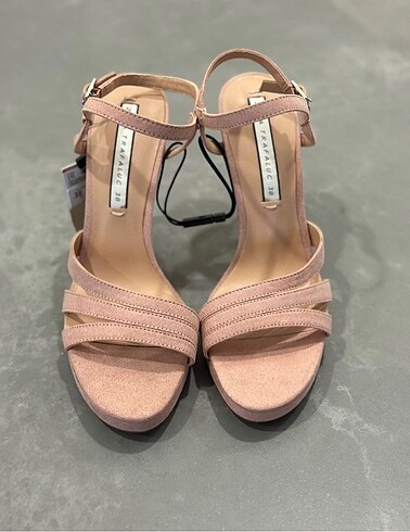 Zara Zara Topuklu Sandalet
