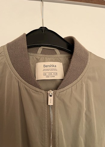 s Beden Bershka Trençkot