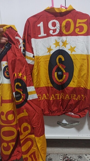 11-12 Yaş Beden Gs mevsimlik veya yagmurlık