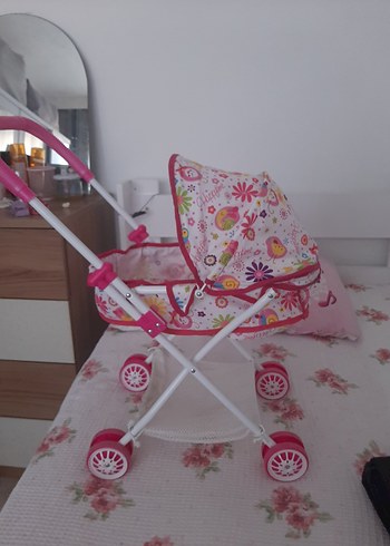 Beden Renkli ve Pembe Bebek Sepeti