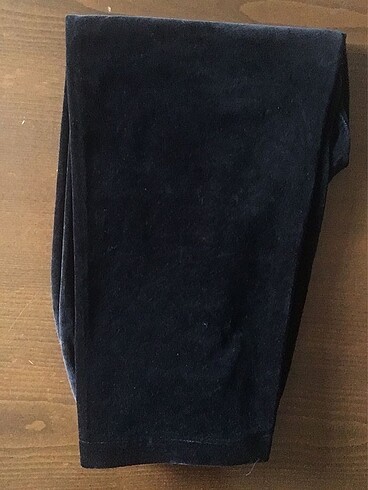 Siyah Kadife Pijama - Görsel 3