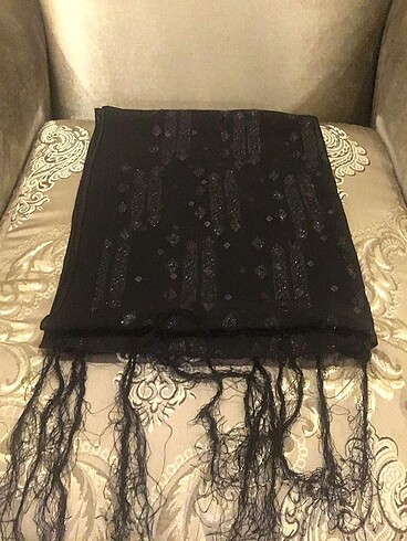 Armine Pul Detaylı Şal