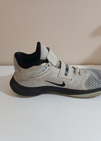 Beyaz Gri Baskılı Basketbol Ayakkabısı - Görsel 3