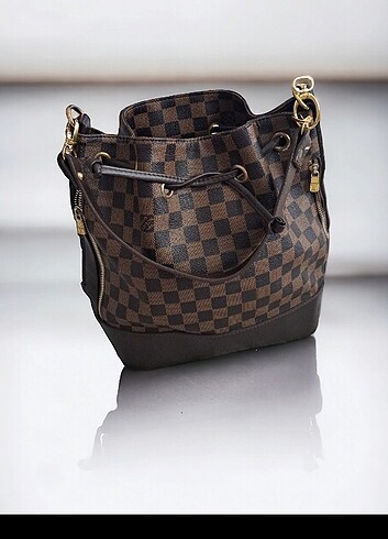 Nine West Louis Vuitton kol çantası 