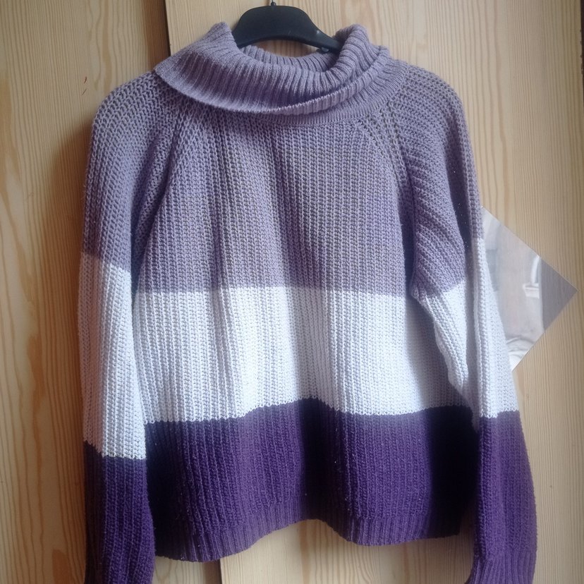 Mor Renkli Boğazlı Kadın Triko Kazak - Görsel 2