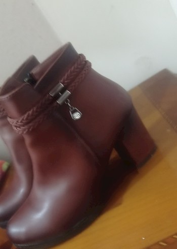 Kahverengi Deri Kadın Topuklu Bot - Görsel 2