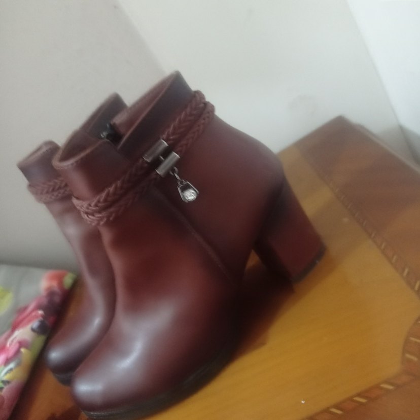 Kahverengi Deri Kadın Topuklu Bot - Görsel 2