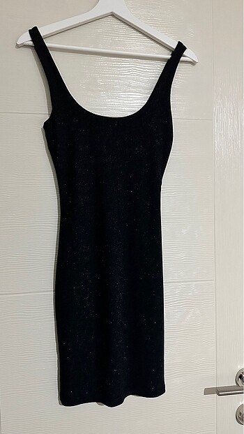 Bershka simli mini davet elbisesi