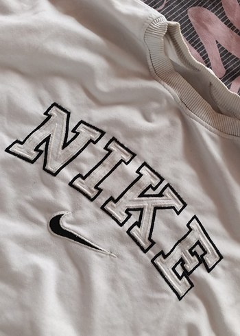 Beyaz Nike Baskılı Hamile Tişörtü - Görsel 2