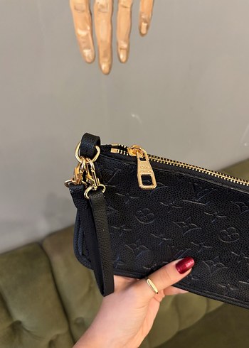 Beden siyah Renk Louis Vuitton Çanta