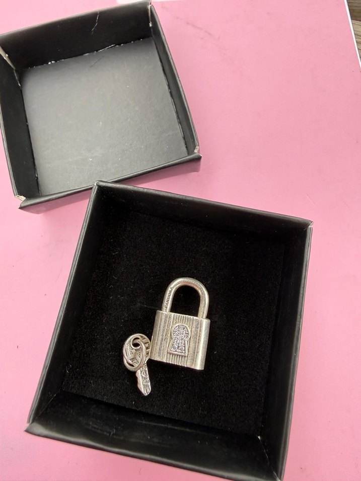 Kadınlar için kilit ve anahtar pandora charm - Görsel 4