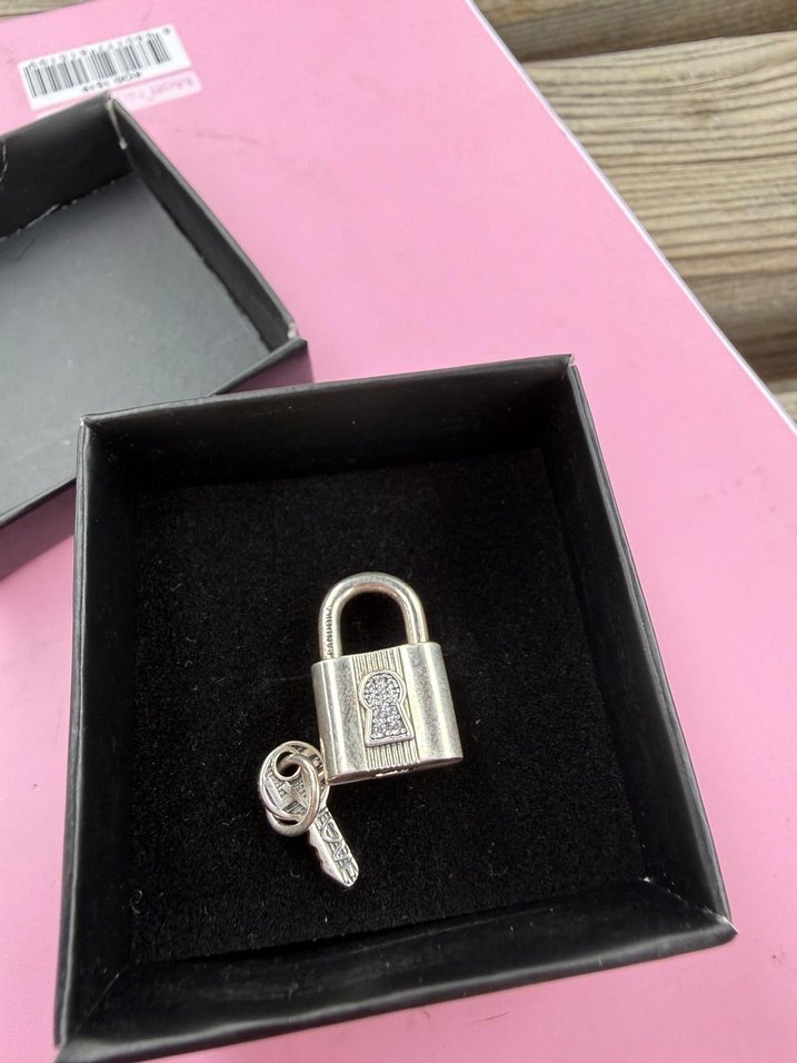 Kadınlar için kilit ve anahtar pandora charm - Görsel 5