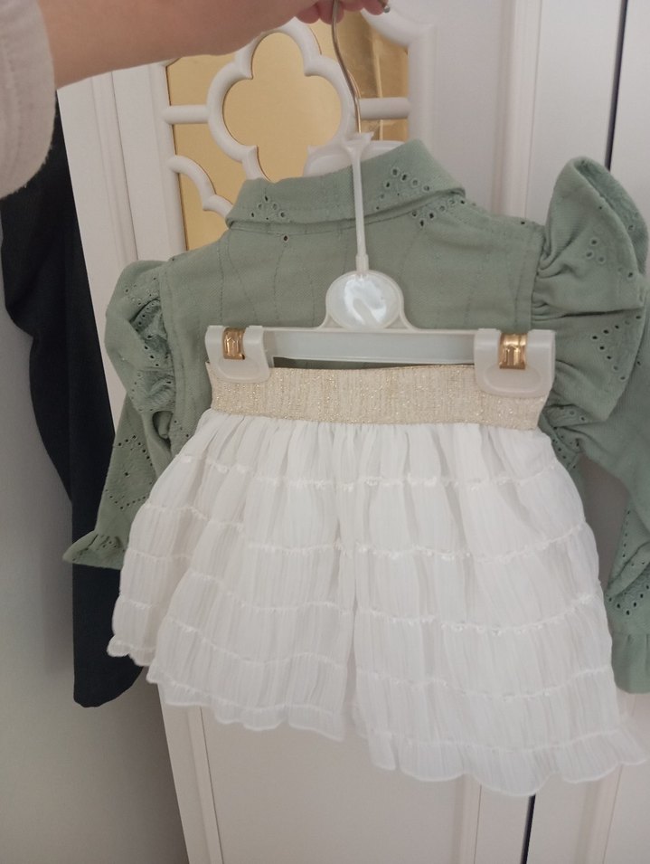 Düğmeli Yeşil Nakışlı Kız Bolero - Görsel 2