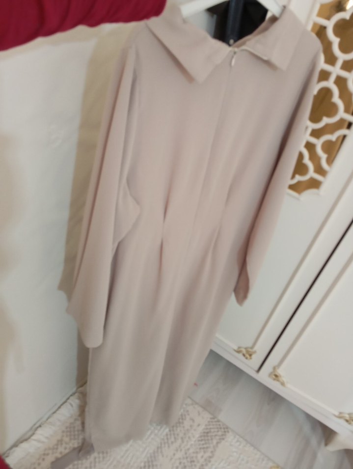 Bej Uzun Kollu Drapeli Kadın Elbise - Görsel 2