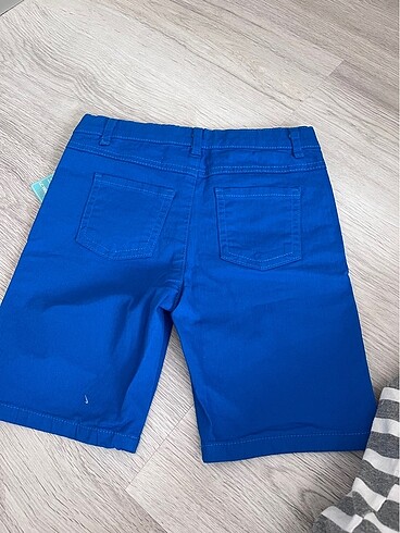 LC Waikiki 4-5 yaş şort