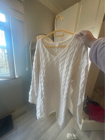 m Beden beyaz Renk H&M tunik kazak