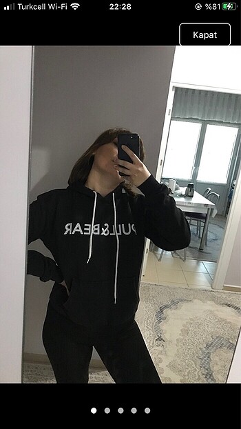 Sweatshirt