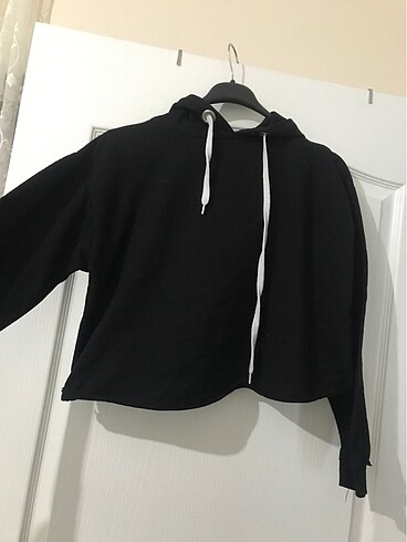 Defacto siyah m beden şapkalı sweatshirt