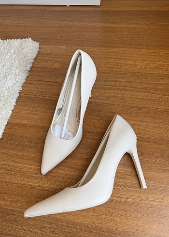 37 Beden beyaz Renk Beyaz Minimalist Stiletto Topuklu Kadın Ayakkabı