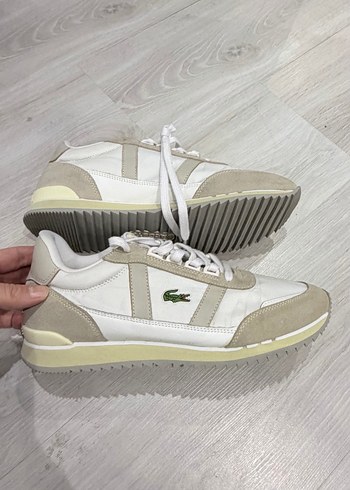 Lacoste 42