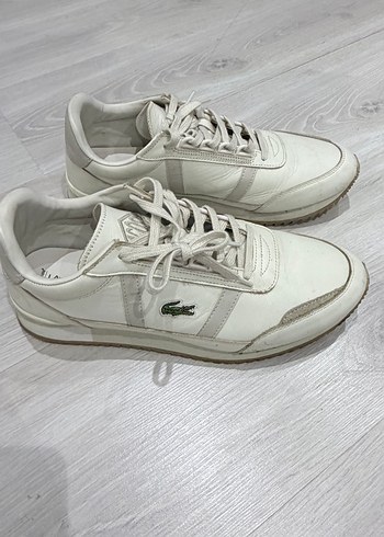 Lacoste 42