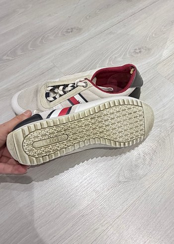 Orijinal tommy ayakkabı - Görsel 2