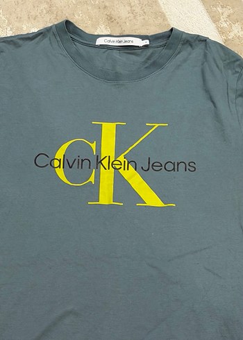 Calvin Klein Gri Baskılı Oversize Tişört - Görsel 2