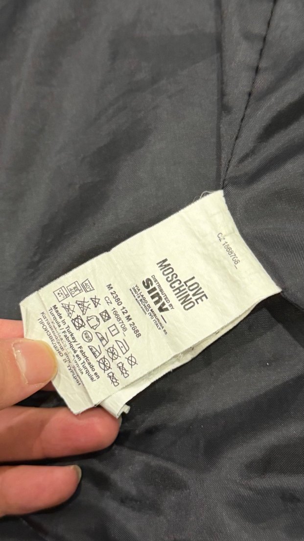 Orijinal love moschino - Görsel 4