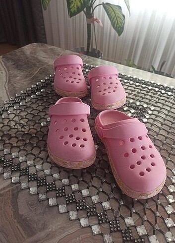 LC vaikiki sandelet