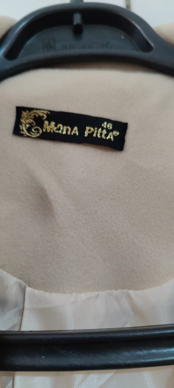 Bej Kadın Uzun Düğmeli Klasik Kaban - Görsel 4