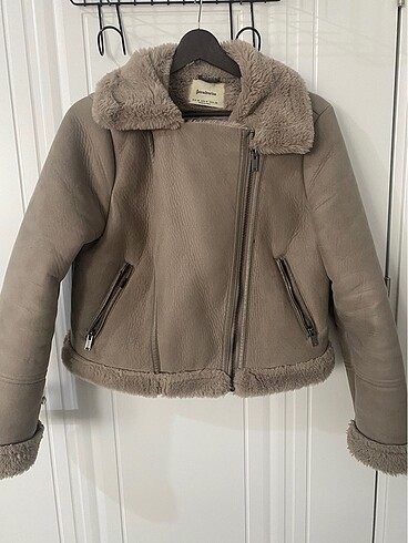Stradivarius içi suni kürt ceket