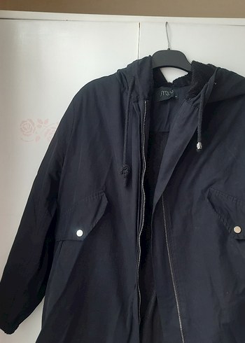 Siyah diz üstü mont - Görsel 2