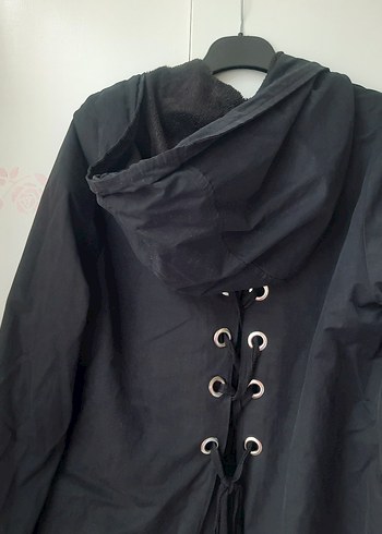 Siyah diz üstü mont - Görsel 4