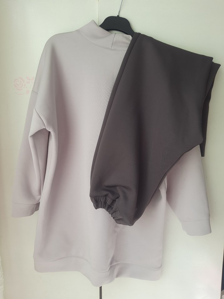 Gri Kadın tesettür takım - Görsel 4