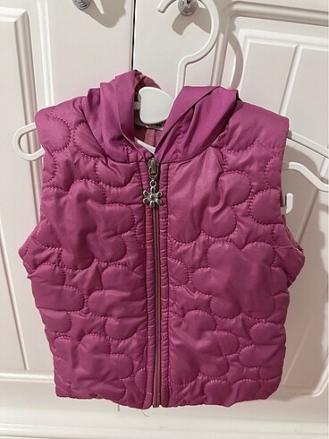 Pembe yelek