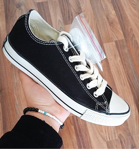 40 Beden çeşitli Renk ?? Converse chuck taylor ??