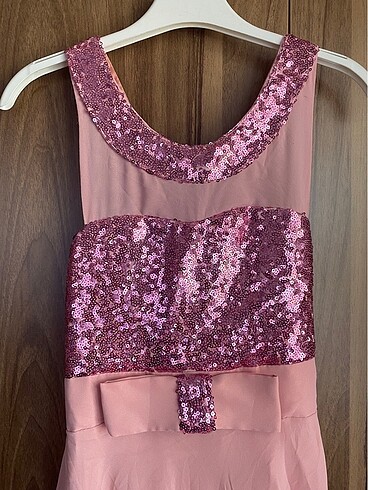 Pembe çocuk abiye