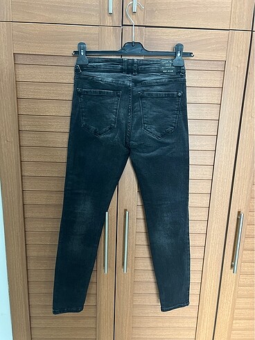 36 Beden Mango jean