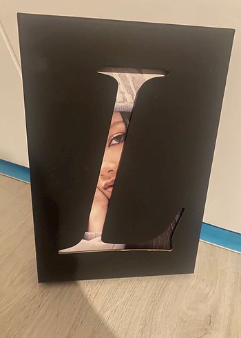 LALISA kpop album - Görsel 2