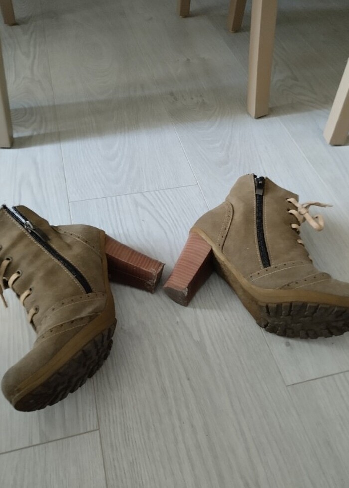 Topuklu ayakkabı - Görsel 3