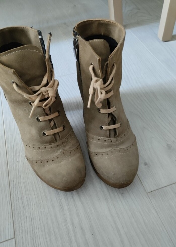 Topuklu ayakkabı - Görsel 4