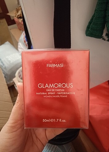 Glamorous parfüm 