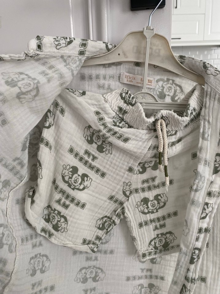 Erkek Çocuk Kısa Kollu Gri Desenli Gömlek - Görsel 2